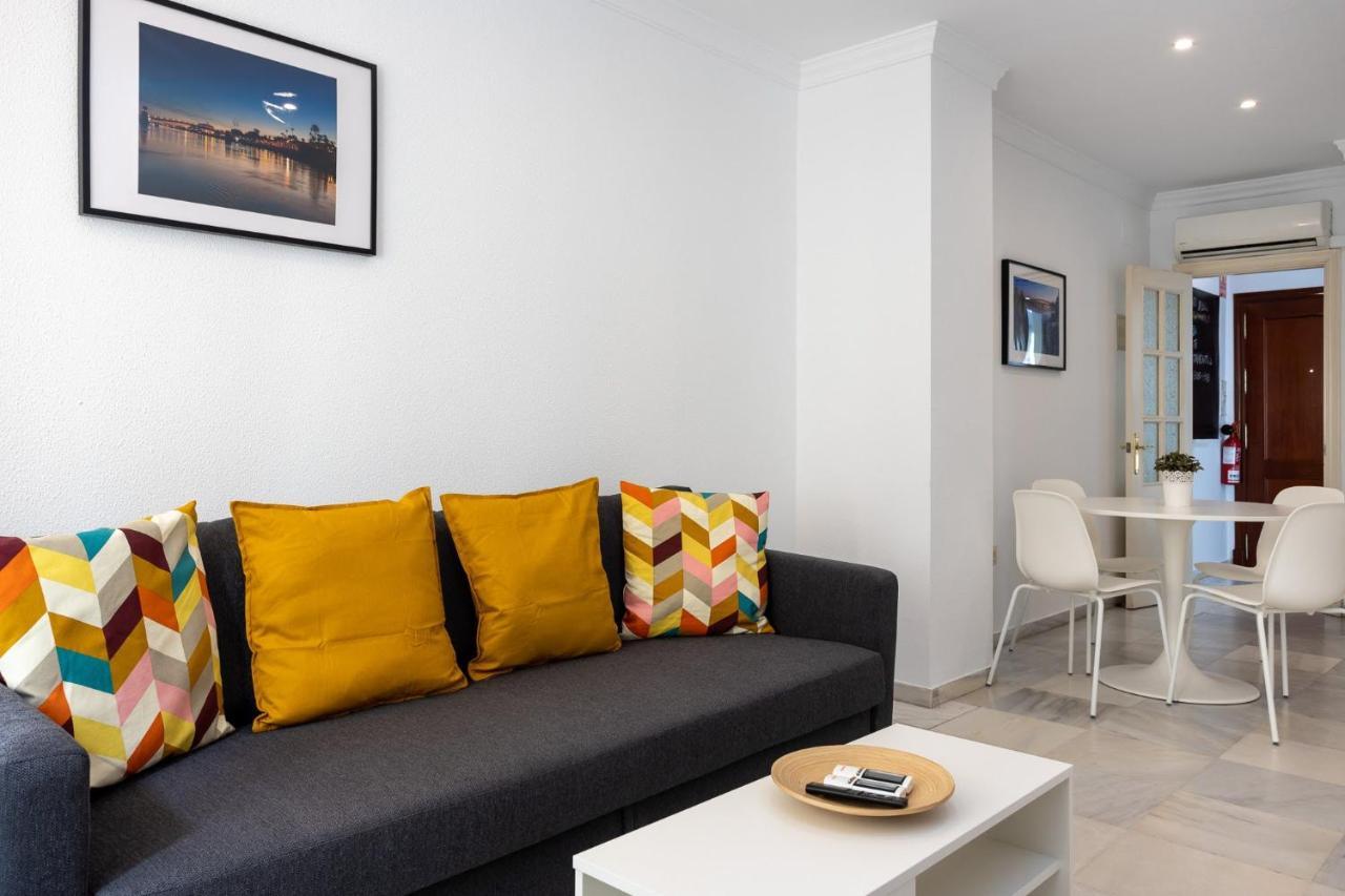 Apartamentos Los Cantaros El Puerto de Santa María Buitenkant foto