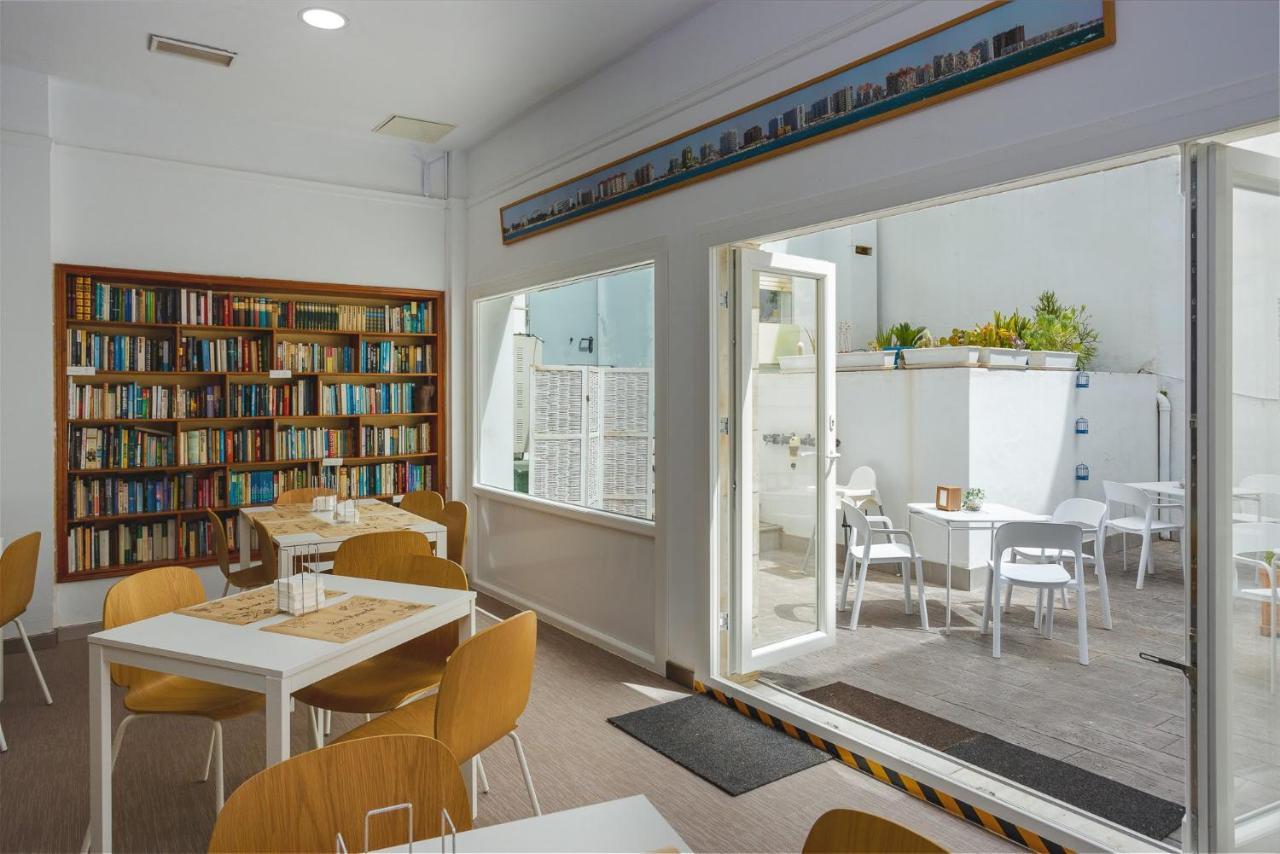 Apartamentos Los Cantaros El Puerto de Santa María Buitenkant foto
