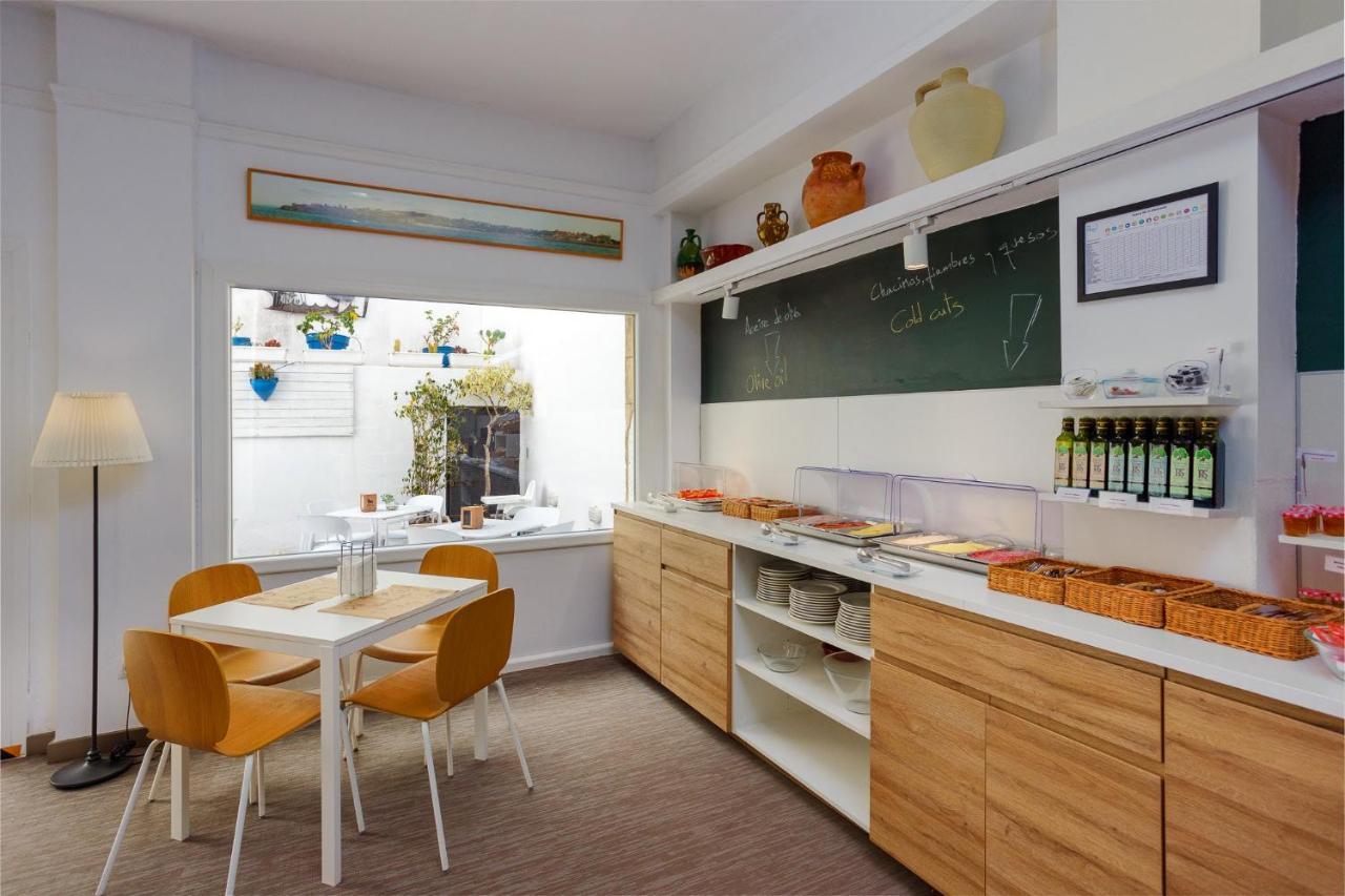 Apartamentos Los Cantaros El Puerto de Santa María Buitenkant foto