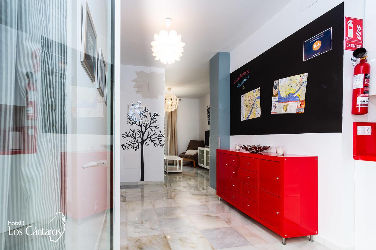 Apartamentos Los Cantaros El Puerto de Santa María Buitenkant foto
