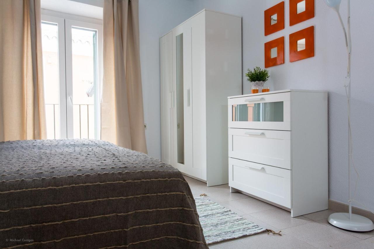 Apartamentos Los Cantaros El Puerto de Santa María Buitenkant foto