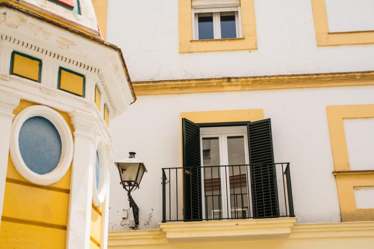 Apartamentos Los Cantaros El Puerto de Santa María Buitenkant foto